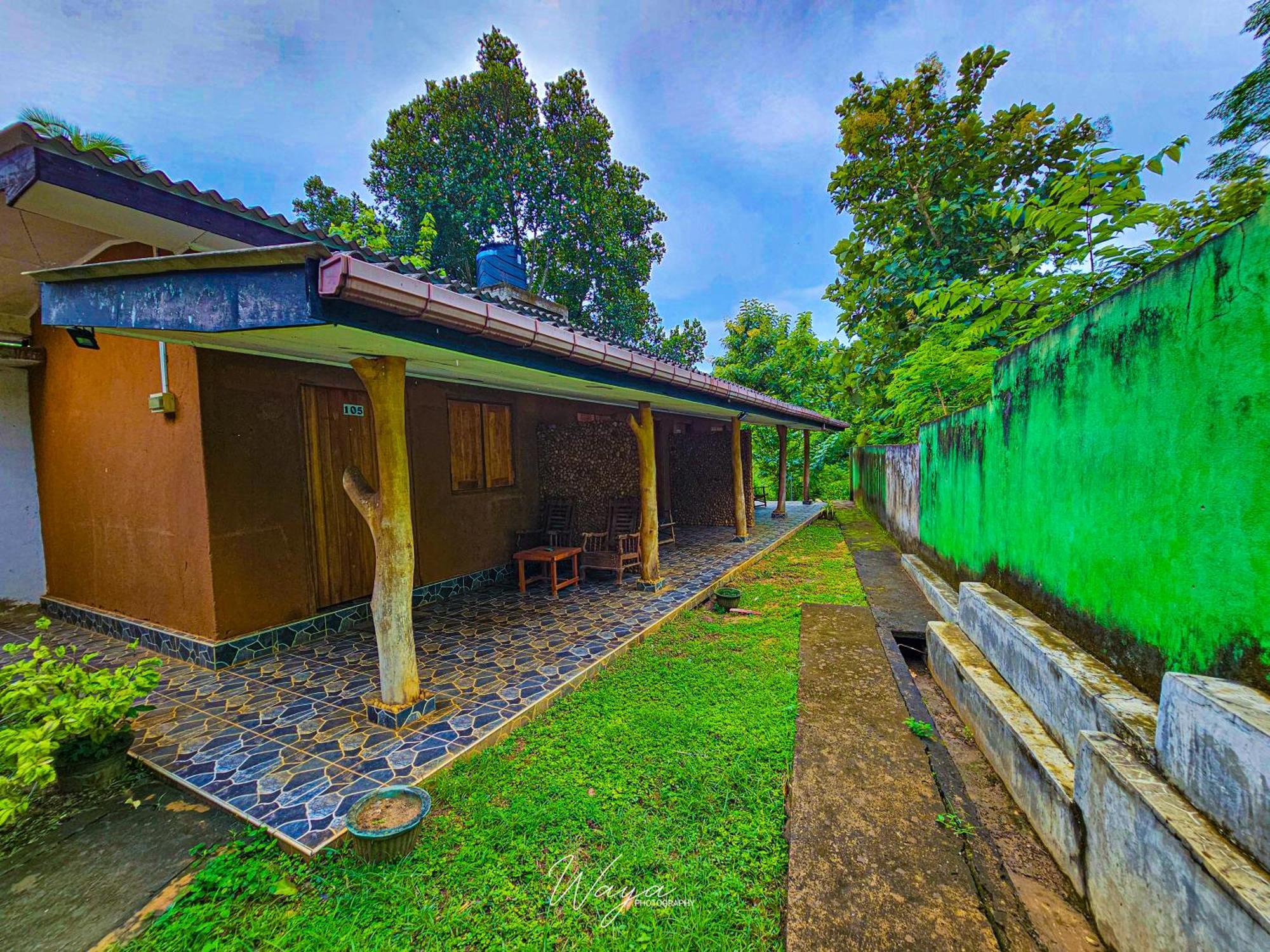 Elephant Paradise Safari Bungalow Udawalawe Exterior foto